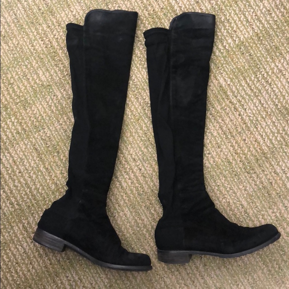 Stuart Weitzman 5050 Boot